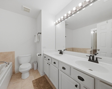 2353 Georgetown Circle - Photo Thumbnail 4