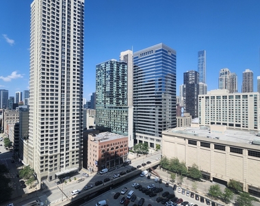 405 N Wabash Avenue - Photo Thumbnail 16