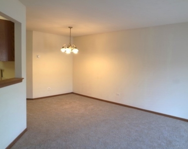 4120 Williamsburg Court - Photo Thumbnail 4