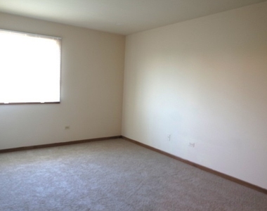 4120 Williamsburg Court - Photo Thumbnail 7