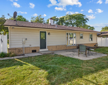 1031 Maple Lane - Photo Thumbnail 20