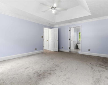 275 Sageglen Road - Photo Thumbnail 15