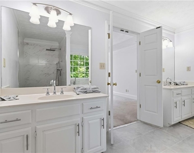275 Sageglen Road - Photo Thumbnail 16
