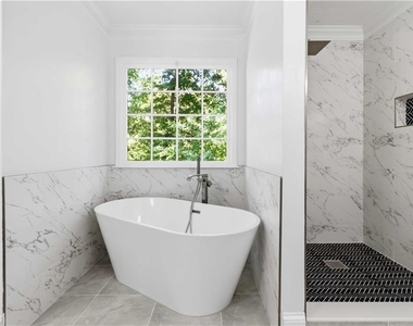 275 Sageglen Road - Photo Thumbnail 17