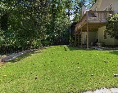 275 Sageglen Road - Photo Thumbnail 30