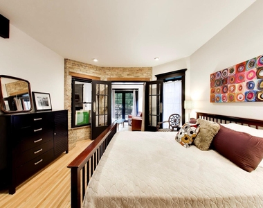 1126 W Morse Street - Photo Thumbnail 15
