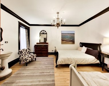 1126 W Morse Street - Photo Thumbnail 12