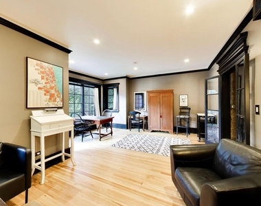 1126 W Morse Street - Photo Thumbnail 5