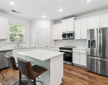 430 Burgundy Terrace Se - Photo Thumbnail 12