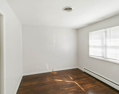 11212 1st Street - Photo Thumbnail 6