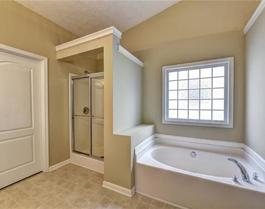 1481 Jami Hollow Way - Photo Thumbnail 19