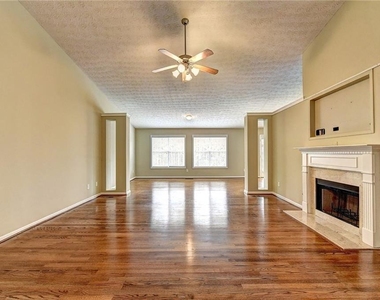 1481 Jami Hollow Way - Photo Thumbnail 5