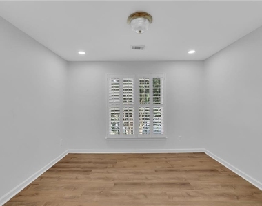 235 Ashebourne Trail - Photo Thumbnail 20