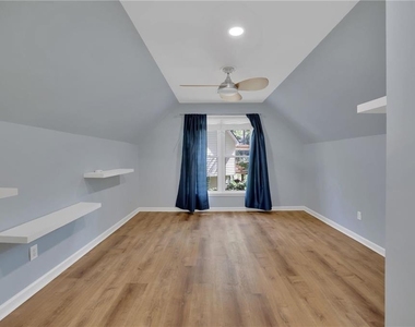 235 Ashebourne Trail - Photo Thumbnail 15