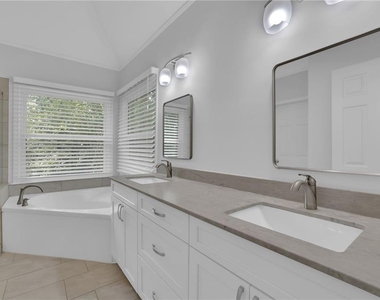 235 Ashebourne Trail - Photo Thumbnail 23