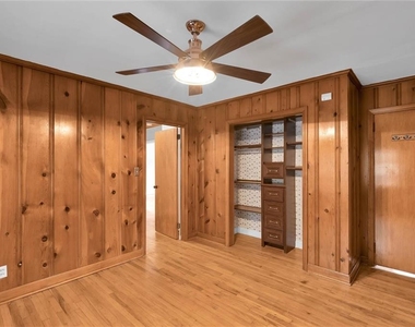 1857 Fern Creek Lane Ne - Photo Thumbnail 25