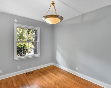 1857 Fern Creek Lane Ne - Photo Thumbnail 20