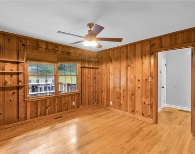 1857 Fern Creek Lane Ne - Photo Thumbnail 26