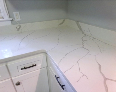 1857 Fern Creek Lane Ne - Photo Thumbnail 4