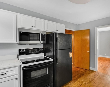 1857 Fern Creek Lane Ne - Photo Thumbnail 5