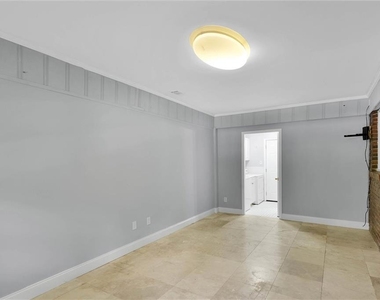 1857 Fern Creek Lane Ne - Photo Thumbnail 19