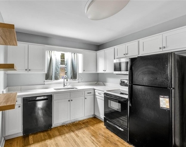 1857 Fern Creek Lane Ne - Photo Thumbnail 3
