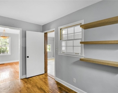 1857 Fern Creek Lane Ne - Photo Thumbnail 6
