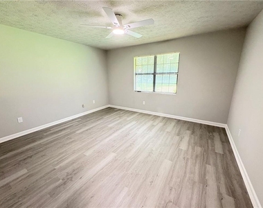160 Chesapeake Drive - Photo Thumbnail 18