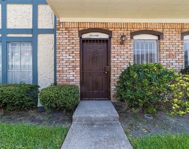 7700 Creekbend Drive - Photo Thumbnail 1