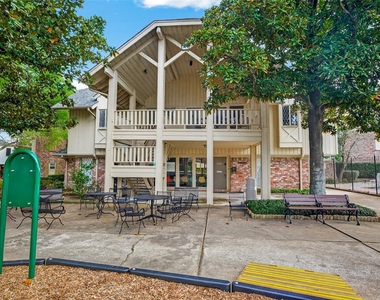 6404 Burgoyne Road - Photo Thumbnail 30