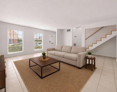 6404 Burgoyne Road - Photo Thumbnail 9