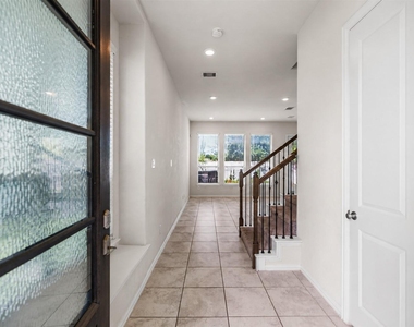 219 Club Crest Lane - Photo Thumbnail 5