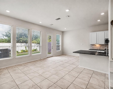 219 Club Crest Lane - Photo Thumbnail 6