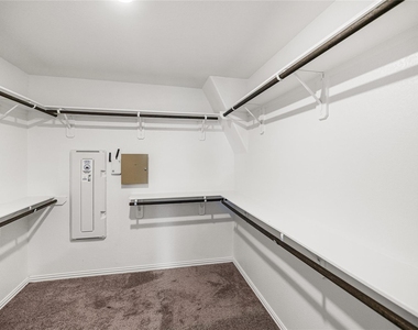 219 Club Crest Lane - Photo Thumbnail 24