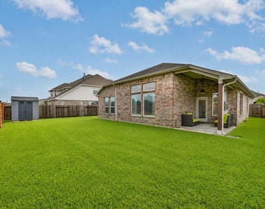 6304 Firewood Drive - Photo Thumbnail 24