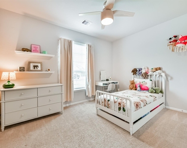 6304 Firewood Drive - Photo Thumbnail 17