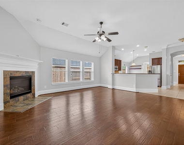 7023 Sanders Hill Lane - Photo Thumbnail 11