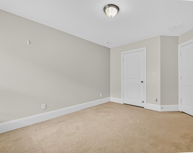 7023 Sanders Hill Lane - Photo Thumbnail 27