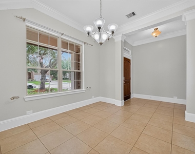 7023 Sanders Hill Lane - Photo Thumbnail 9