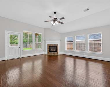 7023 Sanders Hill Lane - Photo Thumbnail 10