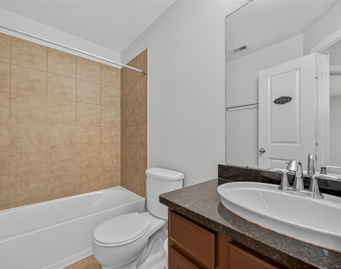 7023 Sanders Hill Lane - Photo Thumbnail 24