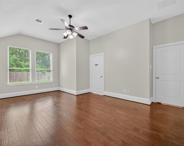 7023 Sanders Hill Lane - Photo Thumbnail 30