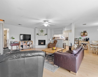 2526 Palo Pinto Drive - Photo Thumbnail 5