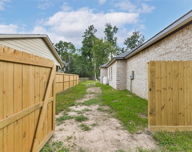 15998 Holly Street - Photo Thumbnail 38