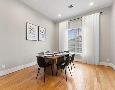 3802 Lovejoy Street - Photo Thumbnail 15