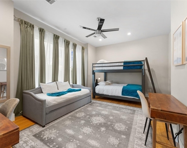 3802 Lovejoy Street - Photo Thumbnail 23