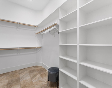 3802 Lovejoy Street - Photo Thumbnail 29