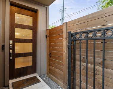 3802 Lovejoy Street - Photo Thumbnail 2