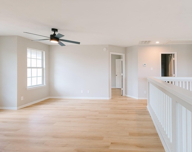 10922 Woodwind Shadows Dr Drive - Photo Thumbnail 11