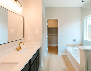 10922 Woodwind Shadows Dr Drive - Photo Thumbnail 9